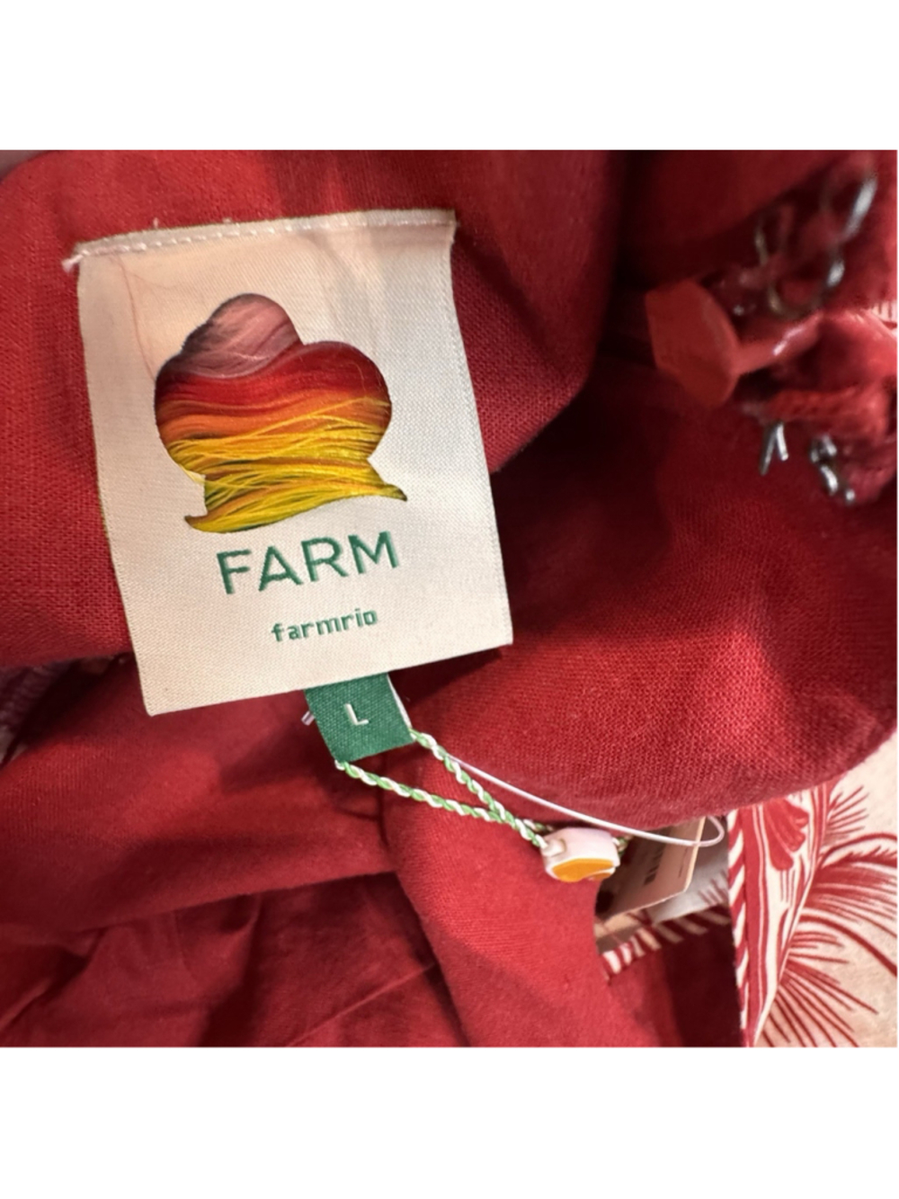 NWT Farm Rio Linen Blend Guanacaste Red/White Floral Romper Size:L MSRP:$198 - Picture 8 of 10